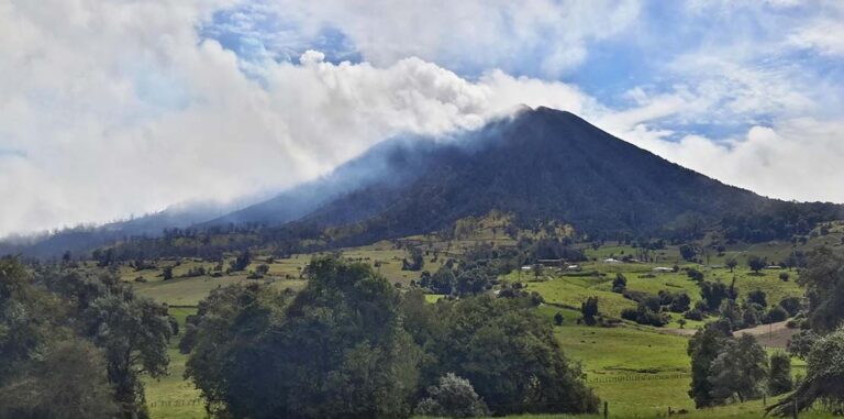 volcan-turrialba