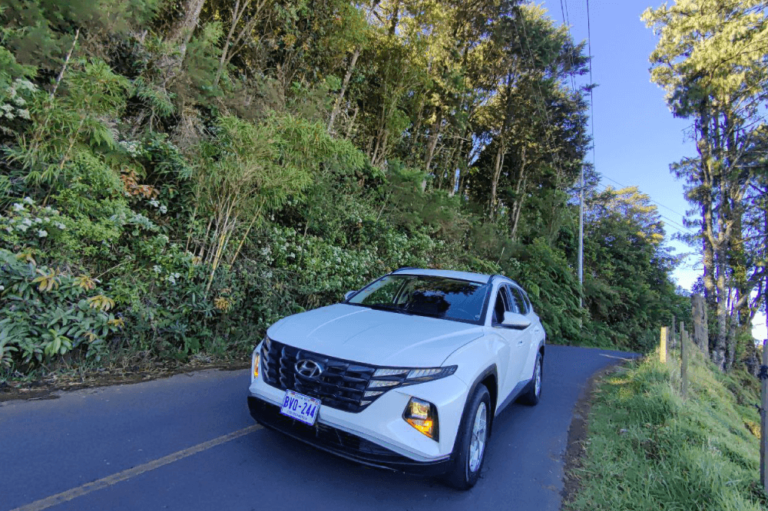 Hyundai Tucson Superior en Adobe Rent a Car Costa Rica