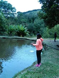 Pescando en el Restaurante Río Blanco